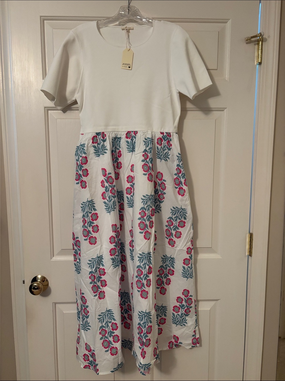NWT Jodifl boutique White Floral Maxi Dress Pink Teal KNIT COTTON pockets SMALL